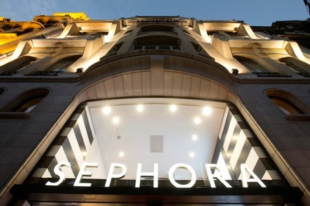 LVMH : Cosmetics retailer Sephora postpones opening of Iran shops