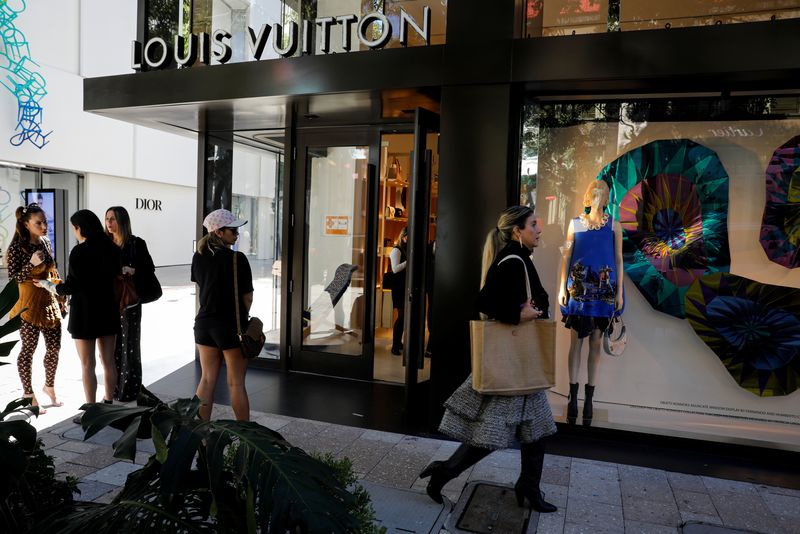 LVMH to operate 24 manufacturing sites in Italy by 2018
